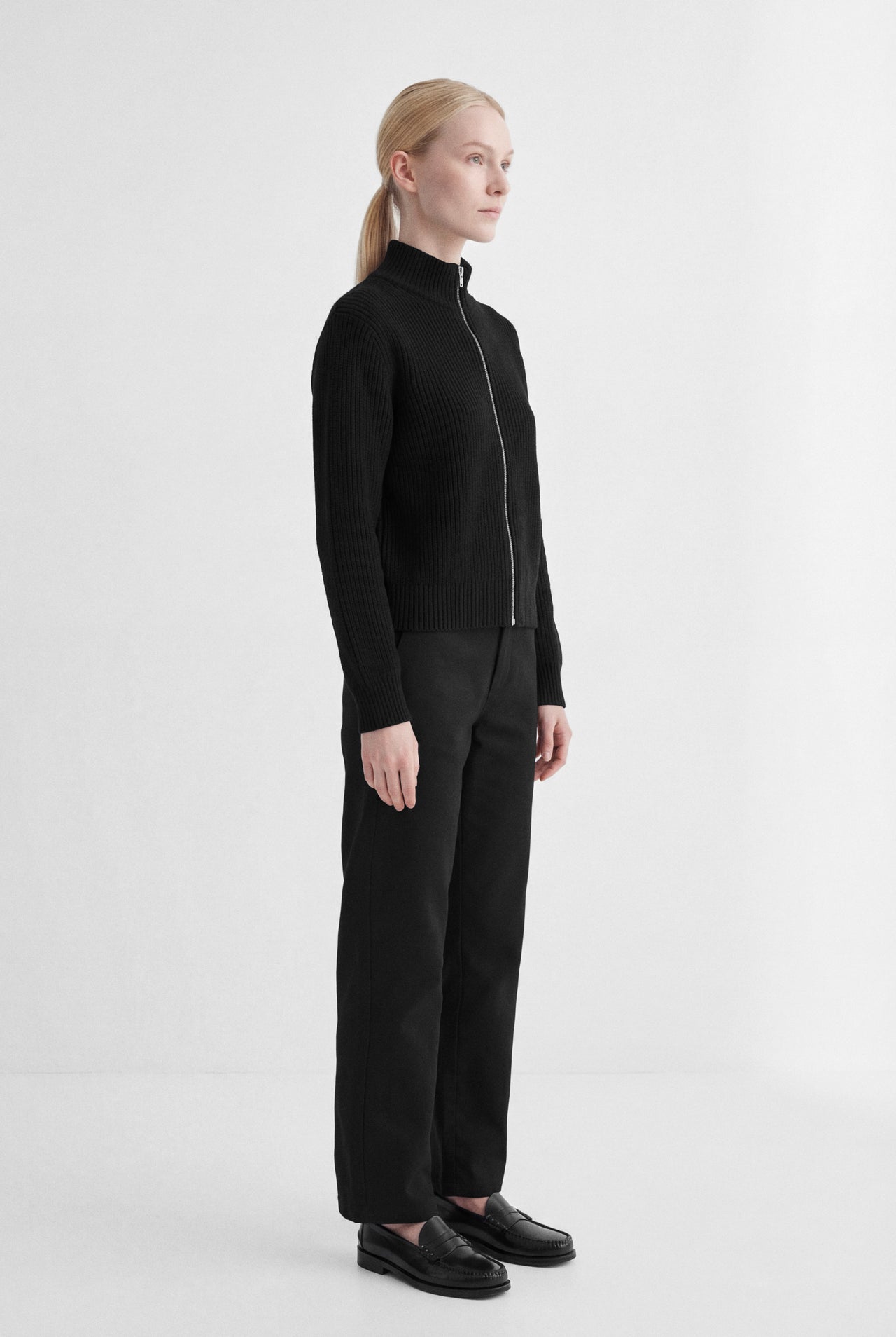 PLEATED COTTON TROUSER - BLACK