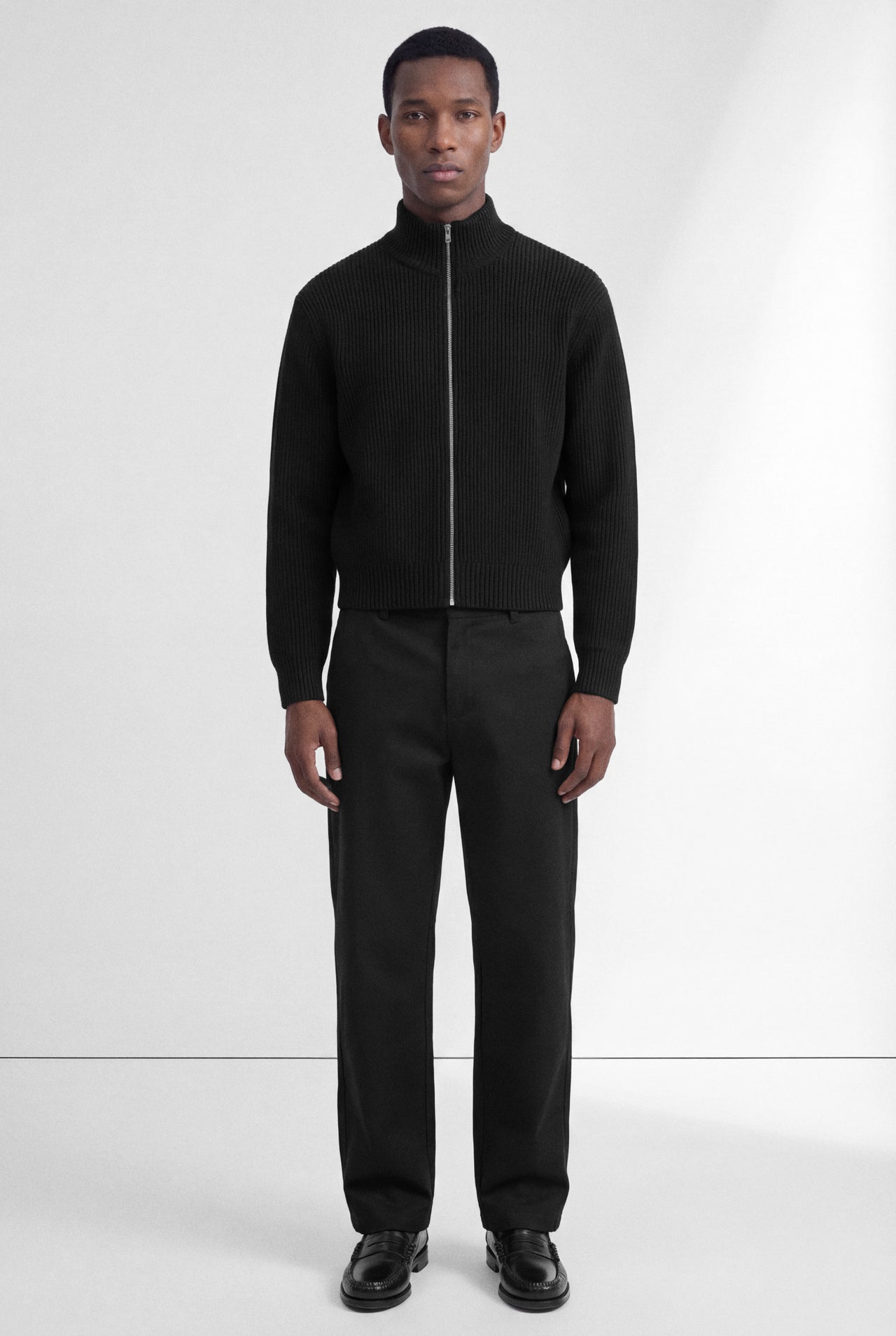 SIGNATURE CROPPED ZIP-UP KNIT