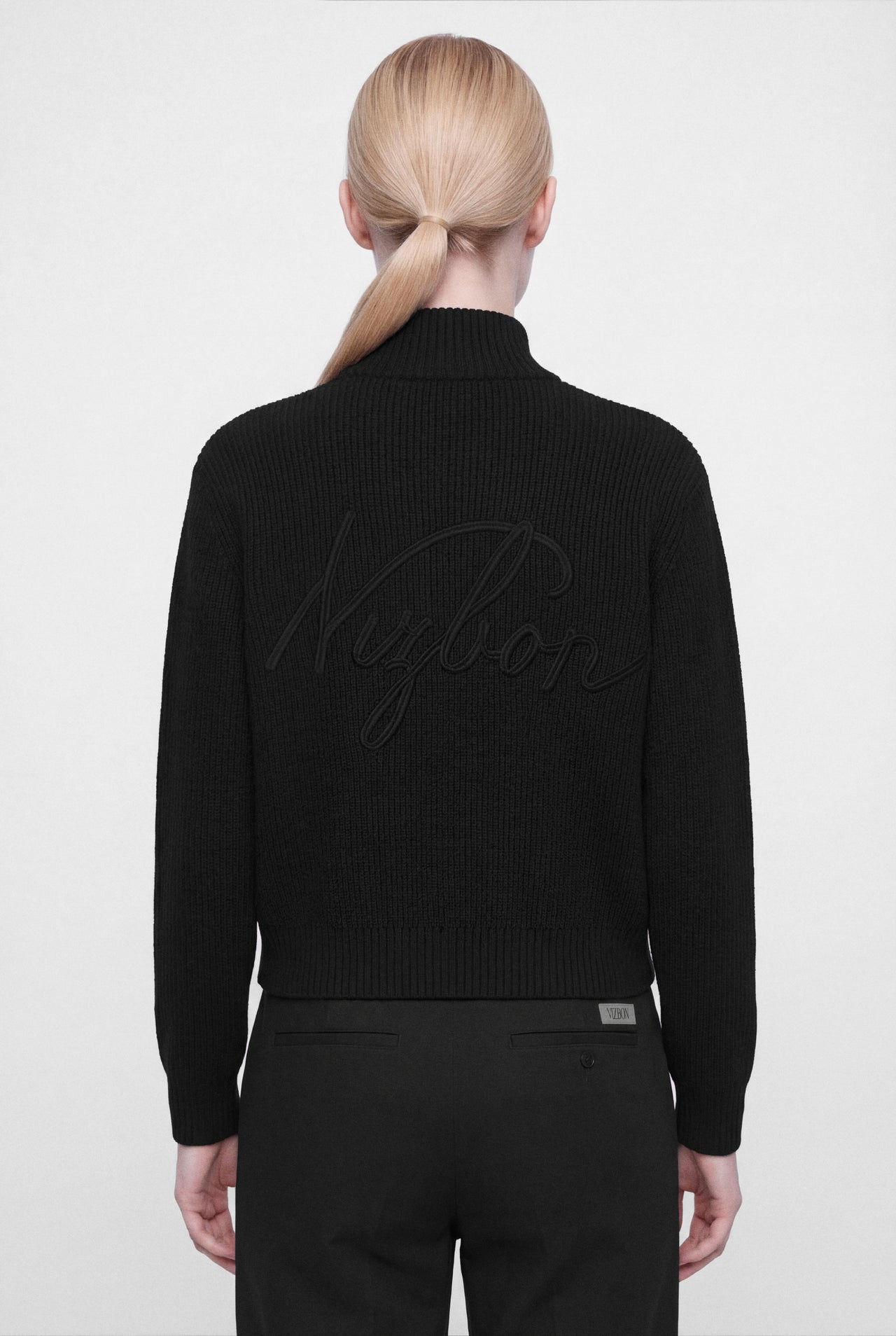 SIGNATURE CROPPED ZIP-UP KNIT